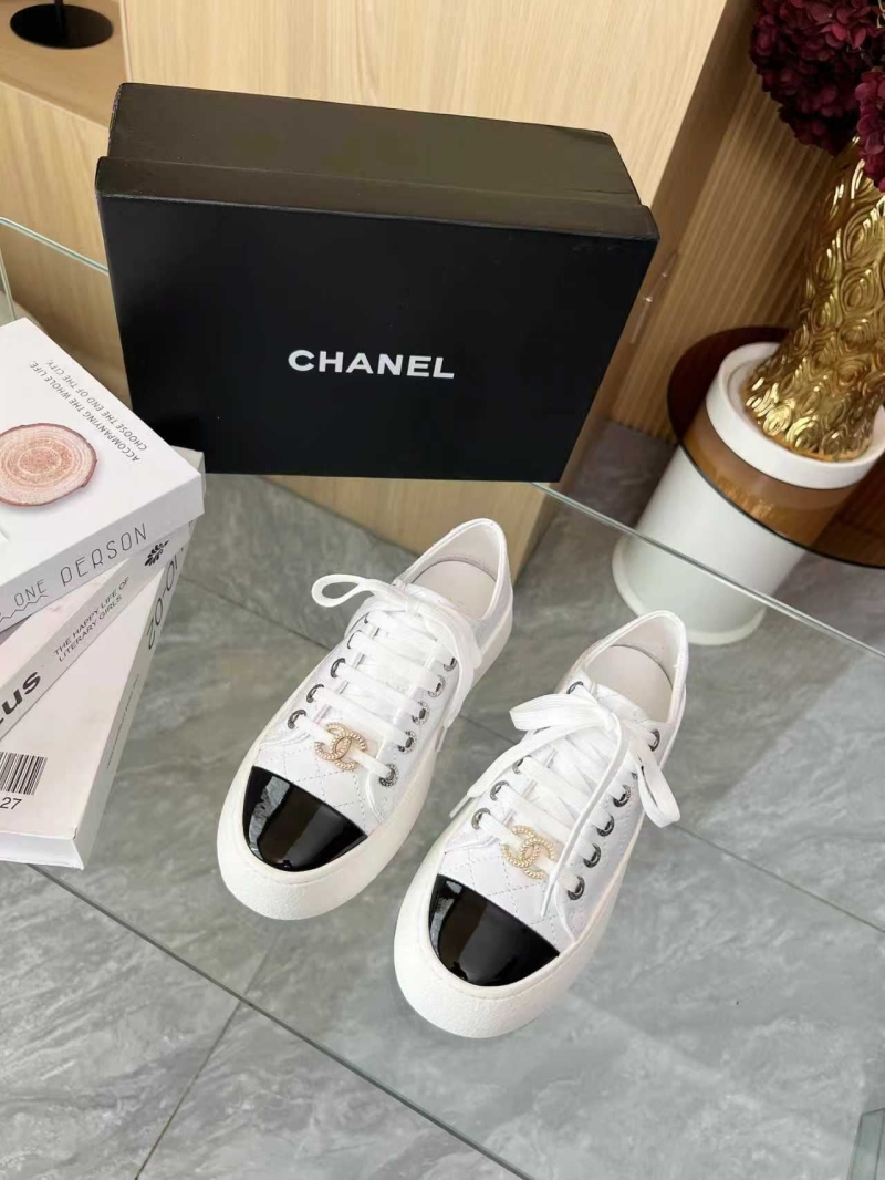 Ch**el sport shoes
